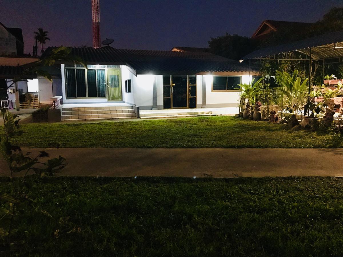 Winter House Chiang Rai Hotel Exterior photo